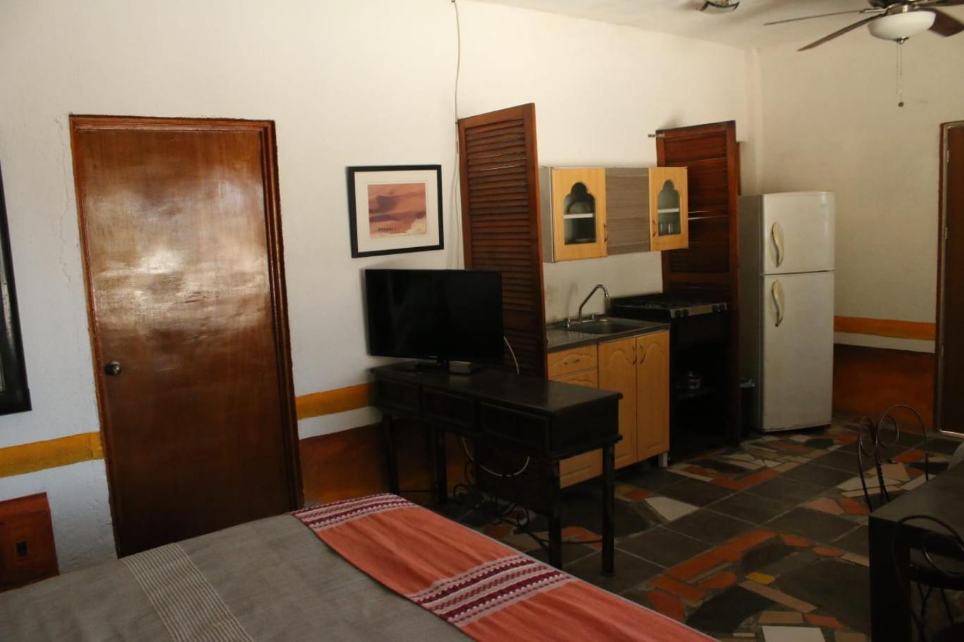 Bed and Breakfast Casa Artista à Manzanillo Extérieur photo