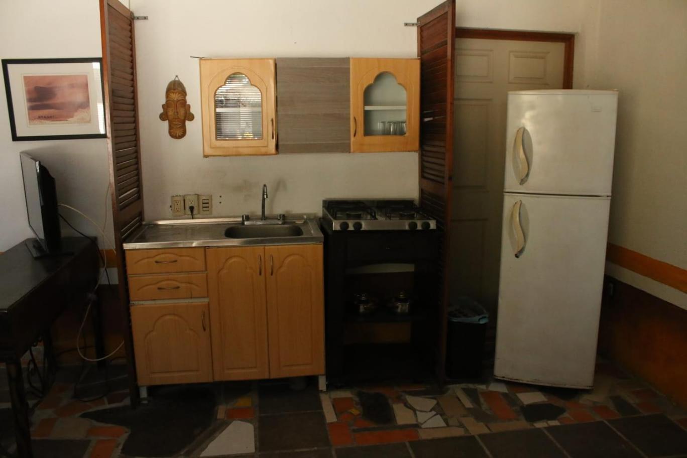 Bed and Breakfast Casa Artista à Manzanillo Extérieur photo